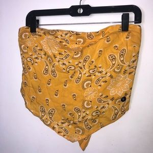 Lg Yellow Hollister Croptop